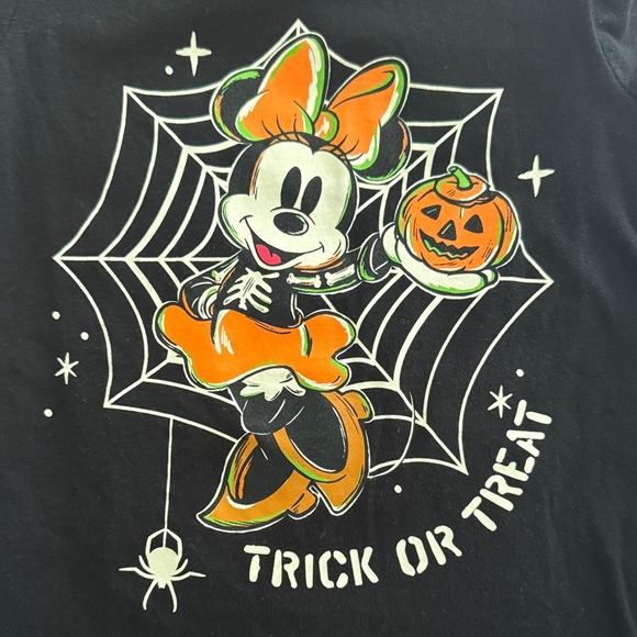 Old Navy | Halloween Disney T-Shirt - Picture 3 of 3